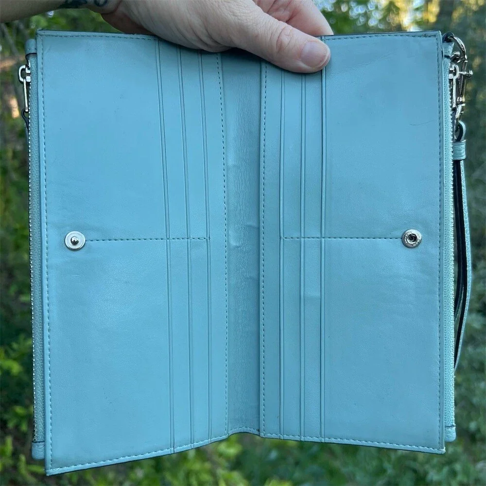 COACH Blue Pebble Leather Wristet Clutch Wallet with Silver Hardware AUTHENTIC - Picture 7 of 9